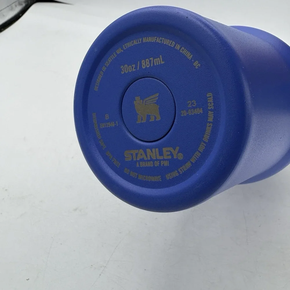 Stanley Quencher H2.0 Tumbler Travel Mug Hot & Cold 30 oz Iris Blue w Lid Straw - Picture 7 of 9